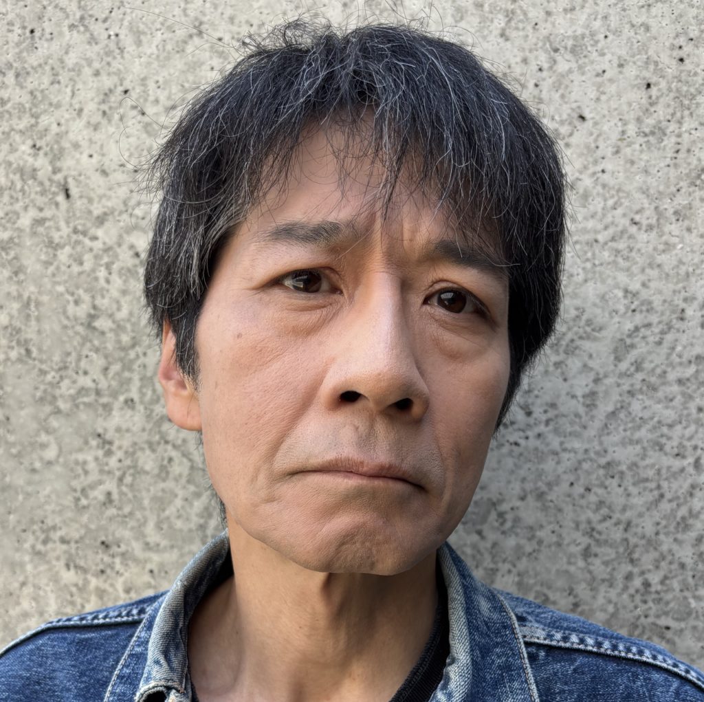 草野とおる